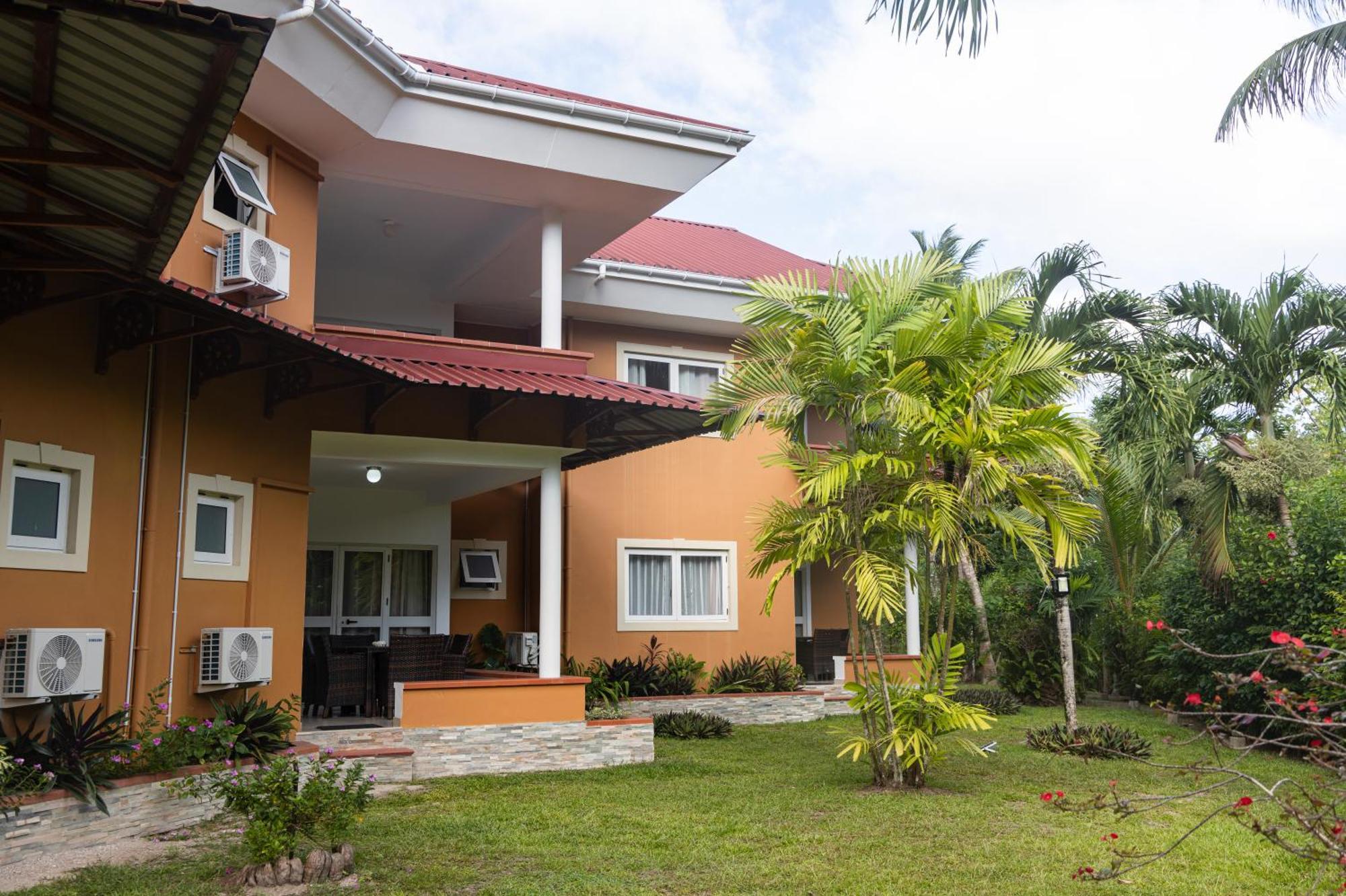 Praslin Paradise Baie Sainte Anne エクステリア 写真
